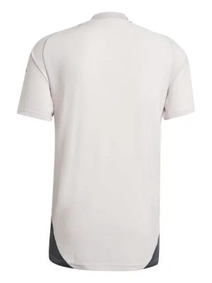 F95E1457-89F4-C0B8-1EED-78858F98FBFE-1