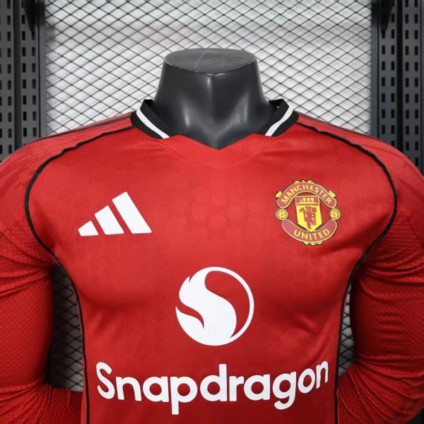 2025/2026 Manchester United Home Long Sleeve Football Shirt 5 2025/2026 Manchester United Home Long Sleeve Football Shirt