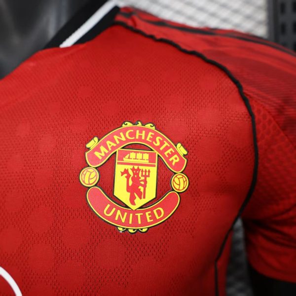 2025/2026 Manchester United Home Football Shirt 4 2025/2026 Manchester United Home Football Shirt